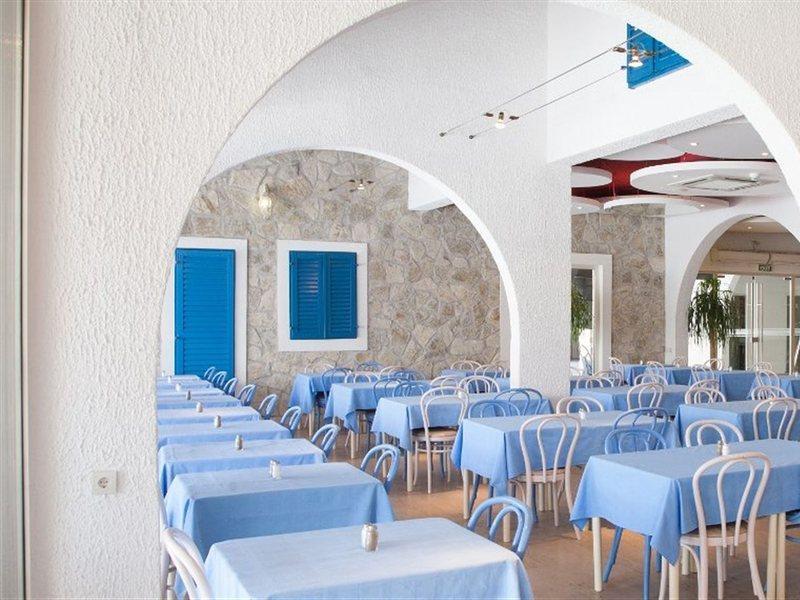 Slovenska Plaza Standard Готель 3*