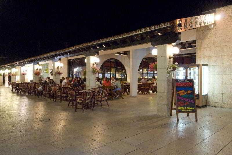 Slovenska Plaza Standard Hotel Budva