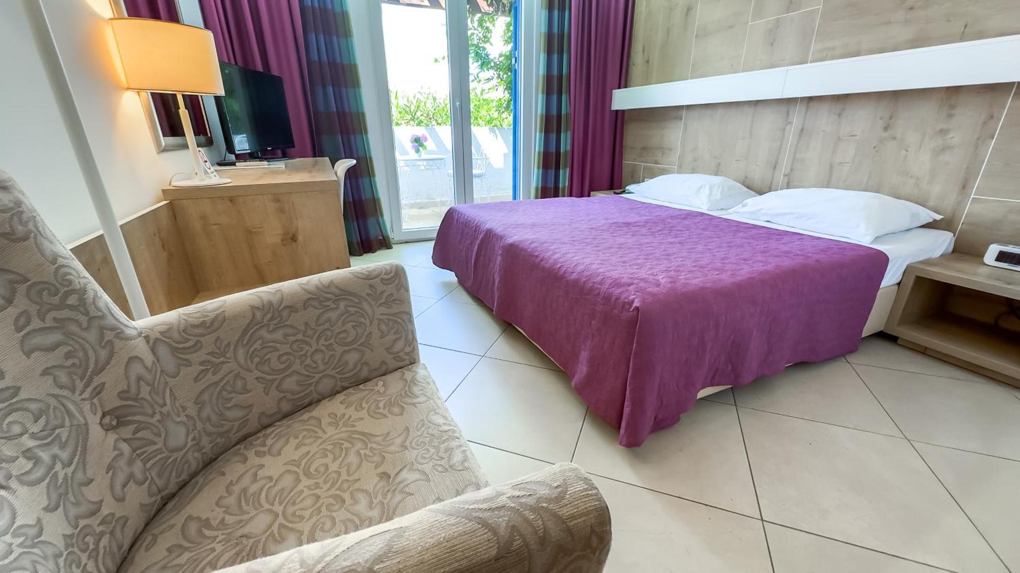 Slovenska Plaza Standard 3*